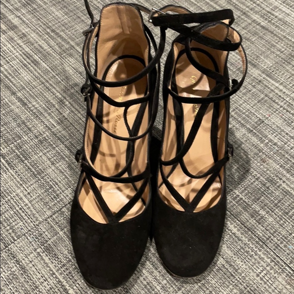Gianvito Rossi black velvet pump SZ 40